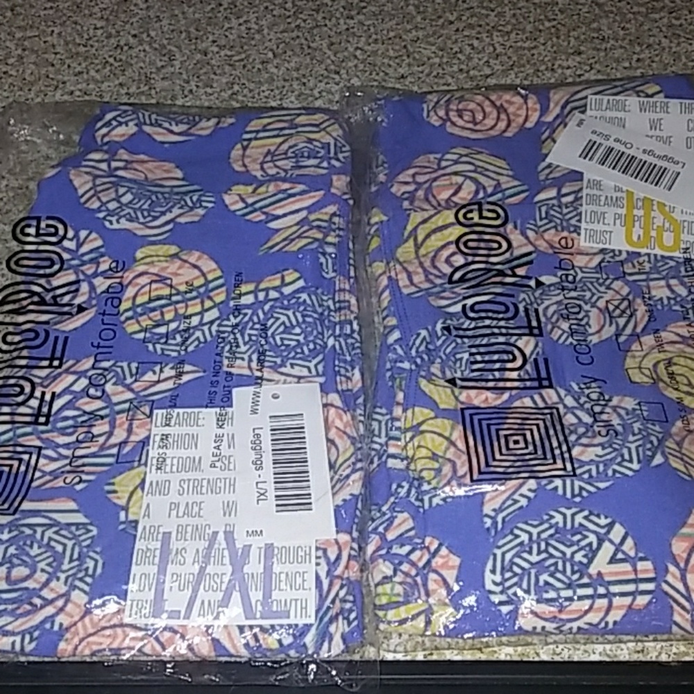 Lularoe mom and child set Os in size